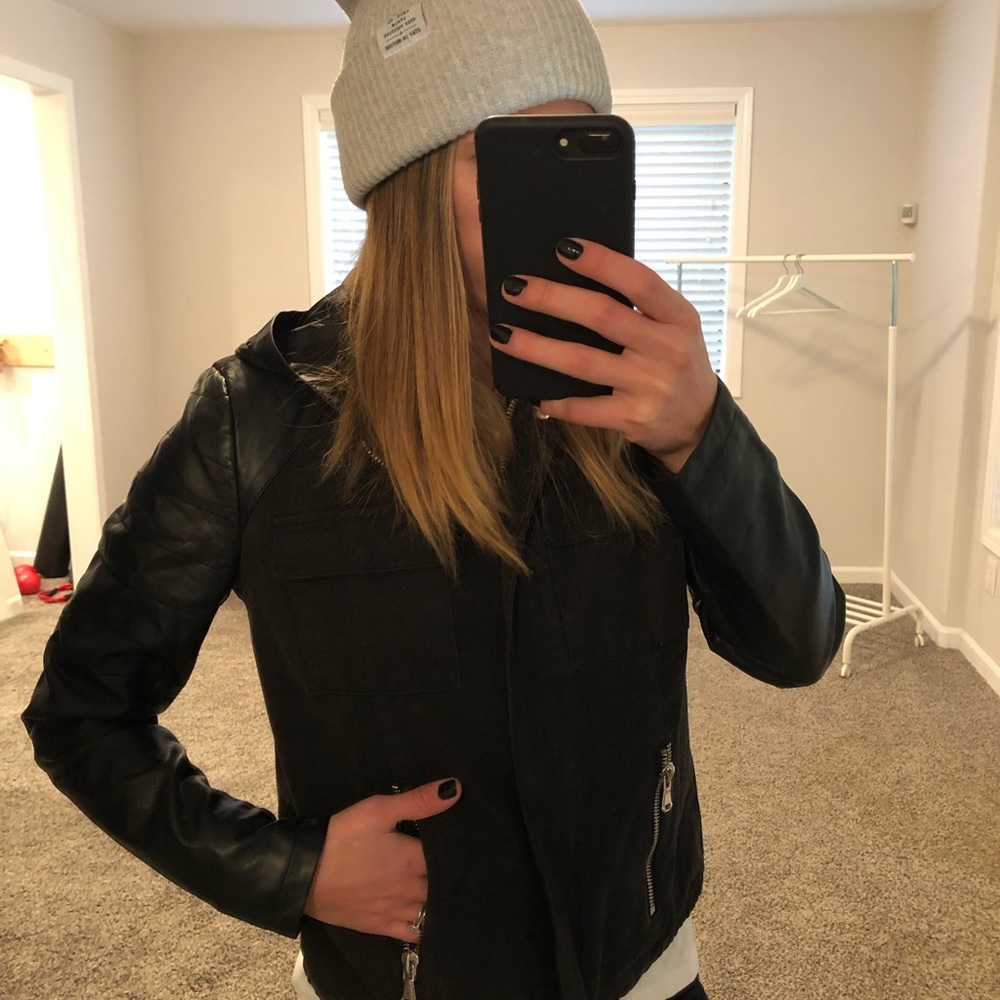 Jacket - Picture 6 of 6